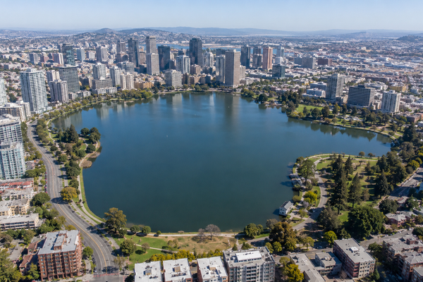 The Best Oakland Neighborhoods for Luxury Home Buyers